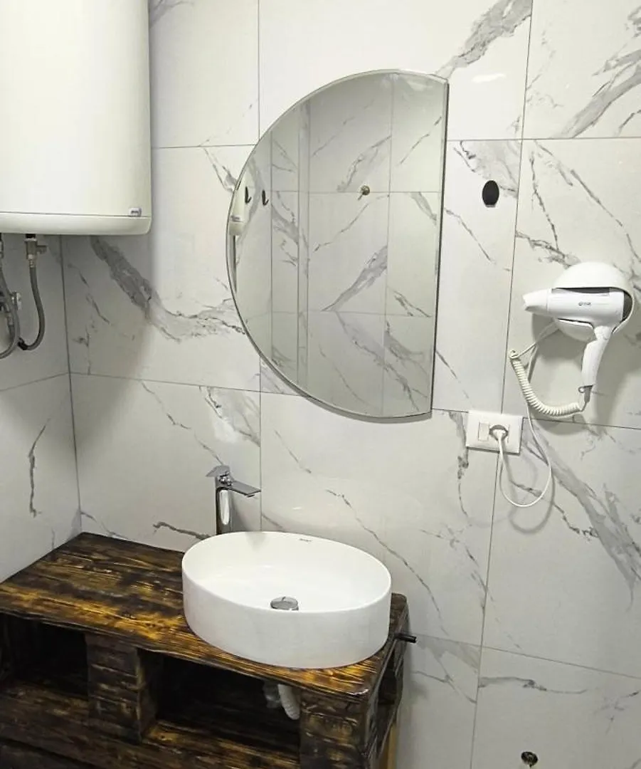 Ab Guest House Pogradec Apartamento