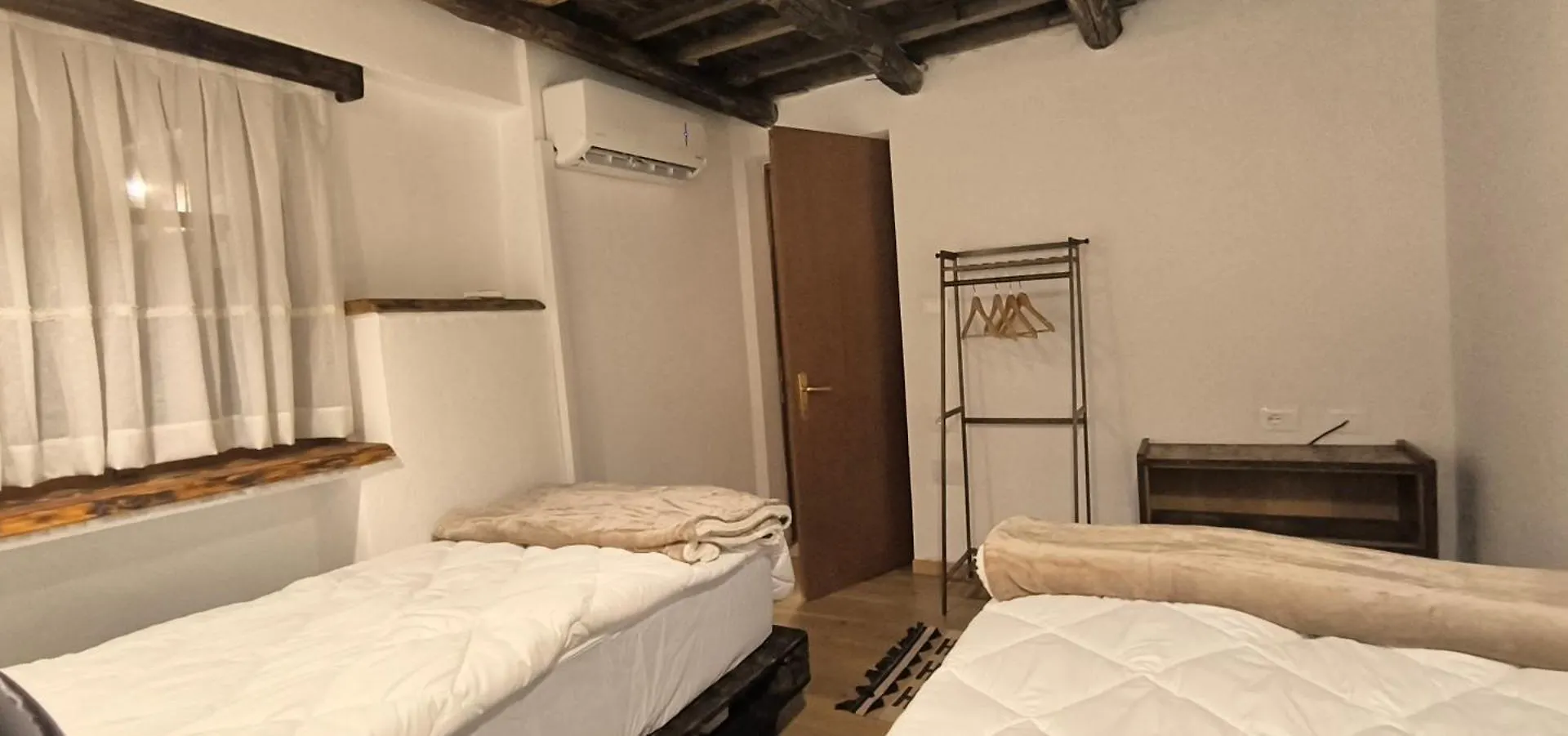 Apartamento Ab Guest House Pogradec