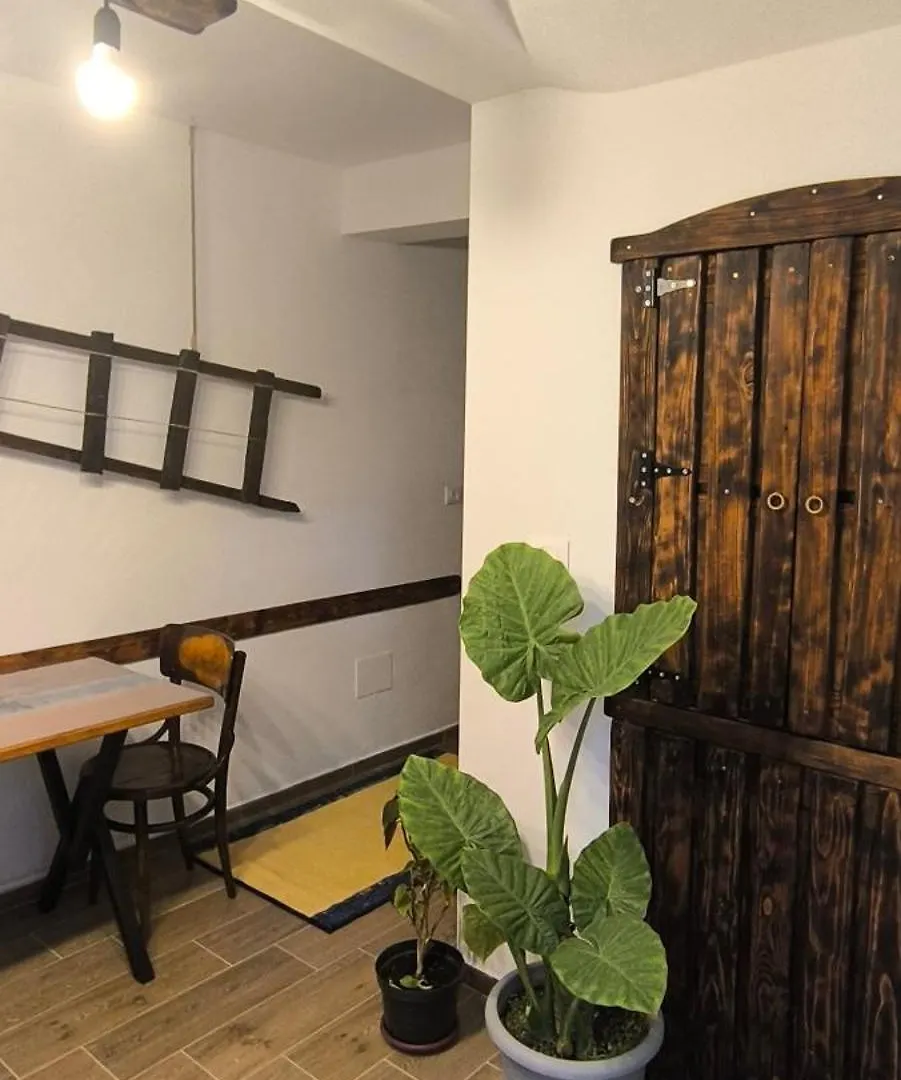 Ab Guest House Pogradec