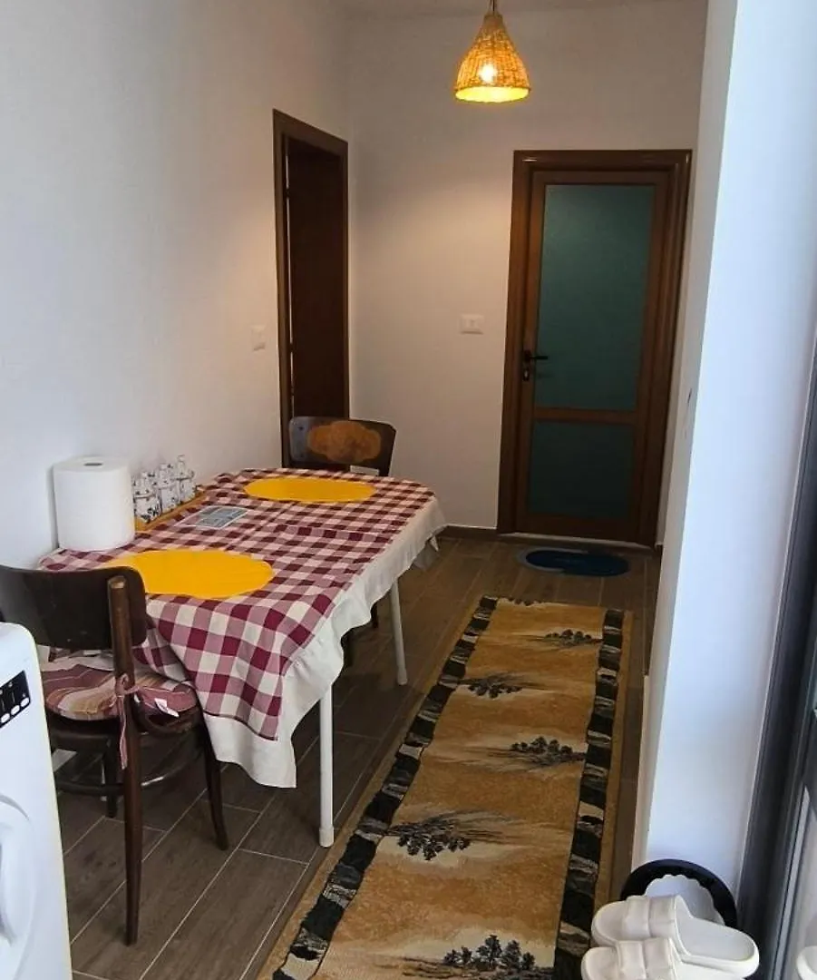 Ab Guest House Pogradec Albânia